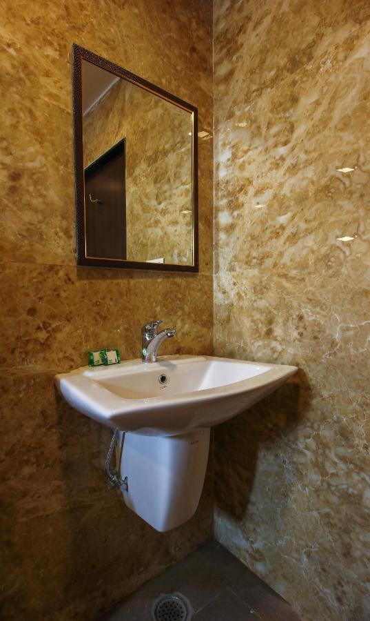 Hotel Treebo Address Inn, Banjara Hills 3*